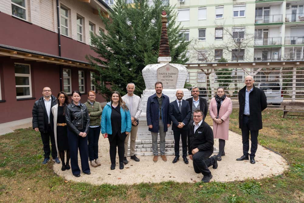 MAB látogatás A Tan Kapuja Buddhista Főiskolán